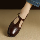 Janethe – brogue-detailidega T-rihmaga kingad madala kontsaga