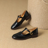 Janethe – brogue-detailidega T-rihmaga kingad madala kontsaga
