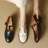 Janethe – brogue-detailidega T-rihmaga kingad madala kontsaga