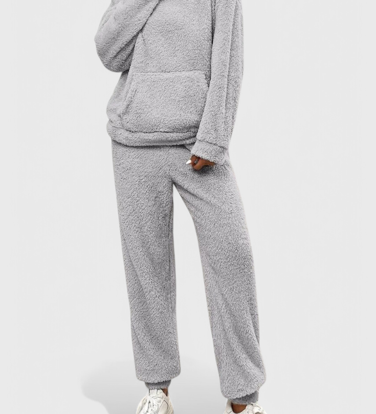 Liisa-Mari - naiste lukukaelusega teddy-kangast kaheosaline komplekt