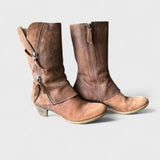 Rihana - pandlarihmadega vintage-stiilis poolsaapad