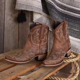 Samdra - tikitud mustriga lühikesed cowboy-saapad madala kontsaga